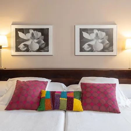 ホテル レクトラル デ コブレス 1729